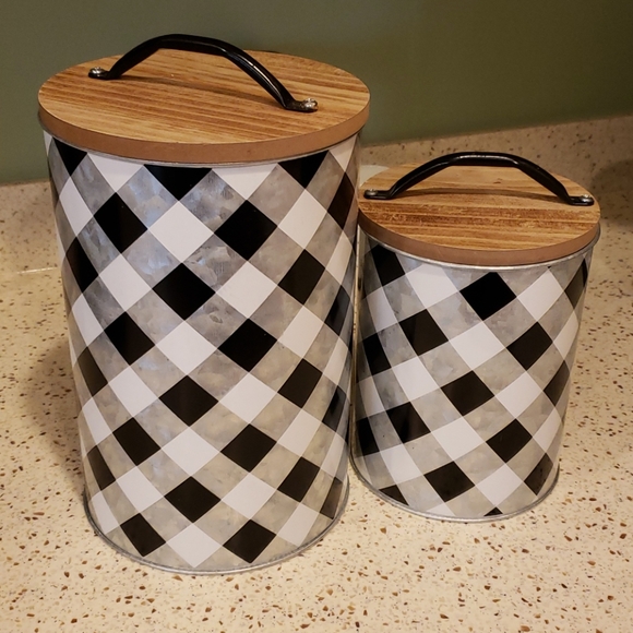 Galvanized canisters